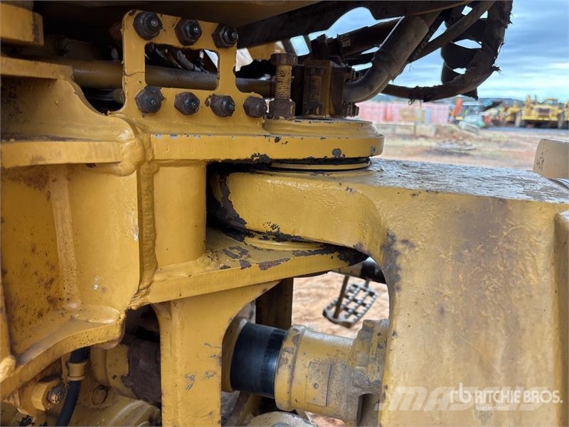 CAT 730 Liigendraamiga pinnaseveokid
