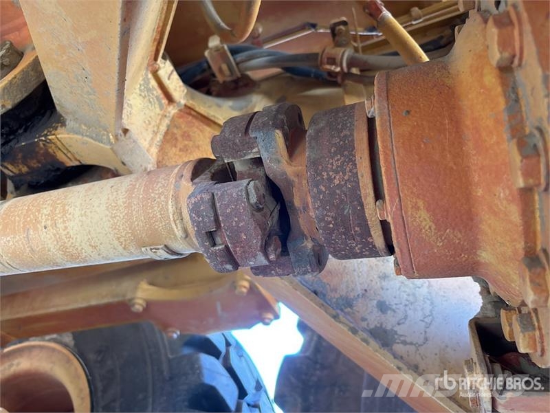 CAT 730 Zglobni damperi