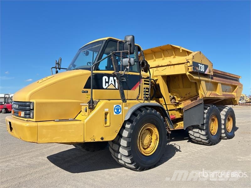 CAT 730 ساحبات مفصلية