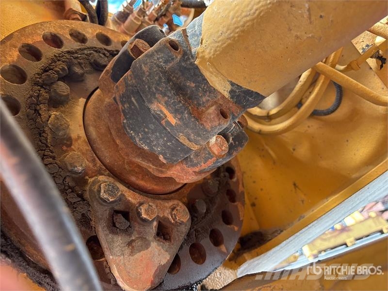 CAT 730 Zglobni damperi