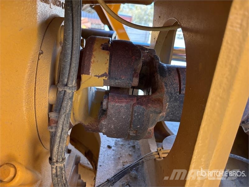 CAT 730 Zglobni damperi