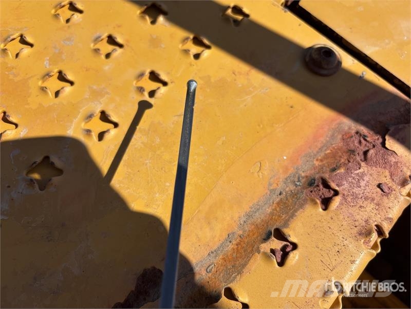 CAT 730 Zglobni damperi