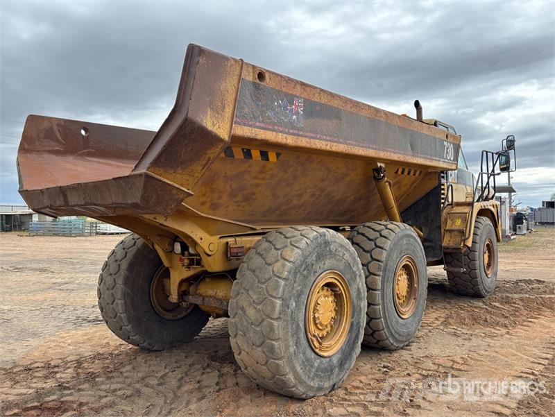 CAT 730 Liigendraamiga pinnaseveokid