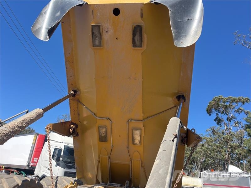 CAT 730C 铰接式自卸车