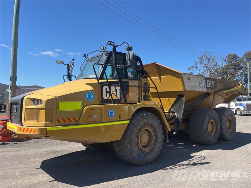 CAT 730C 铰接式自卸车