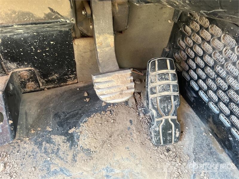 CAT 730C 铰接式自卸车