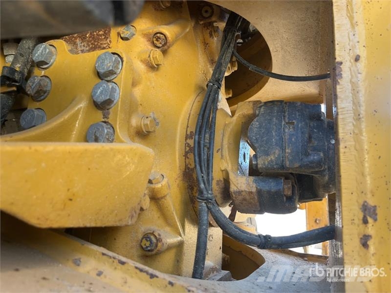 CAT 730C 铰接式自卸车