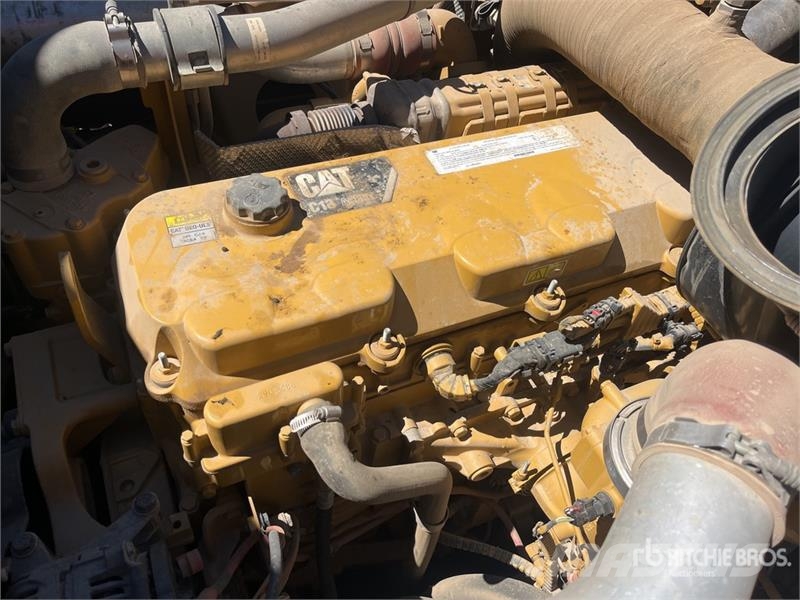 CAT 730C 铰接式自卸车