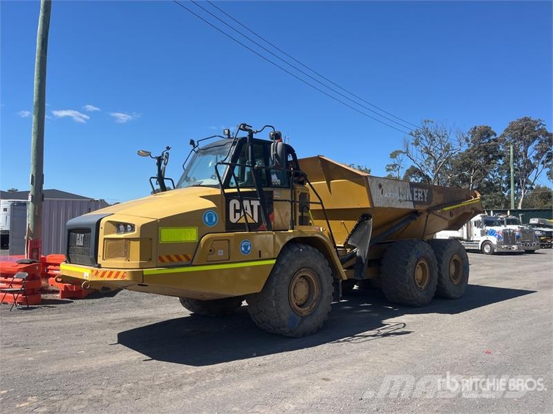 CAT 730C 铰接式自卸车