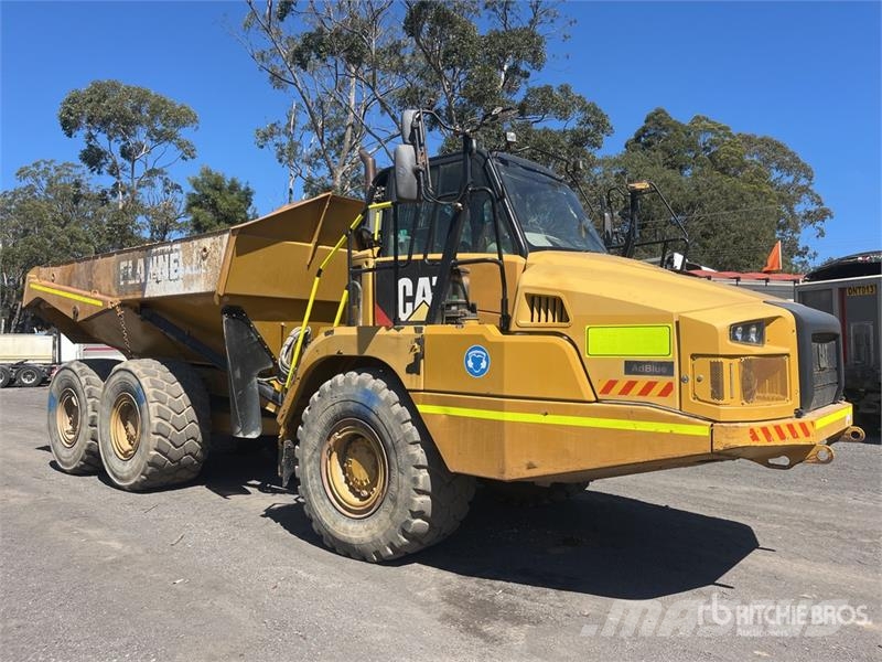 CAT 730C 铰接式自卸车