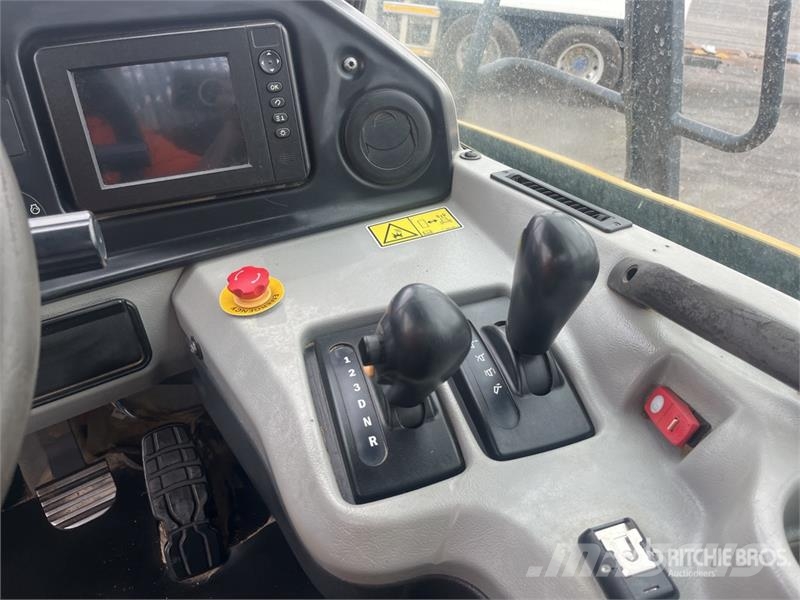 CAT 730C2 Dumper - Knickgelenk