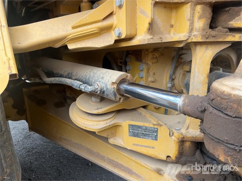CAT 730C2 Dumper - Knickgelenk