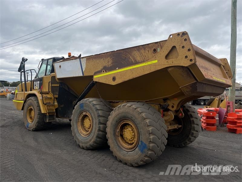 CAT 730C2 Dumper - Knickgelenk