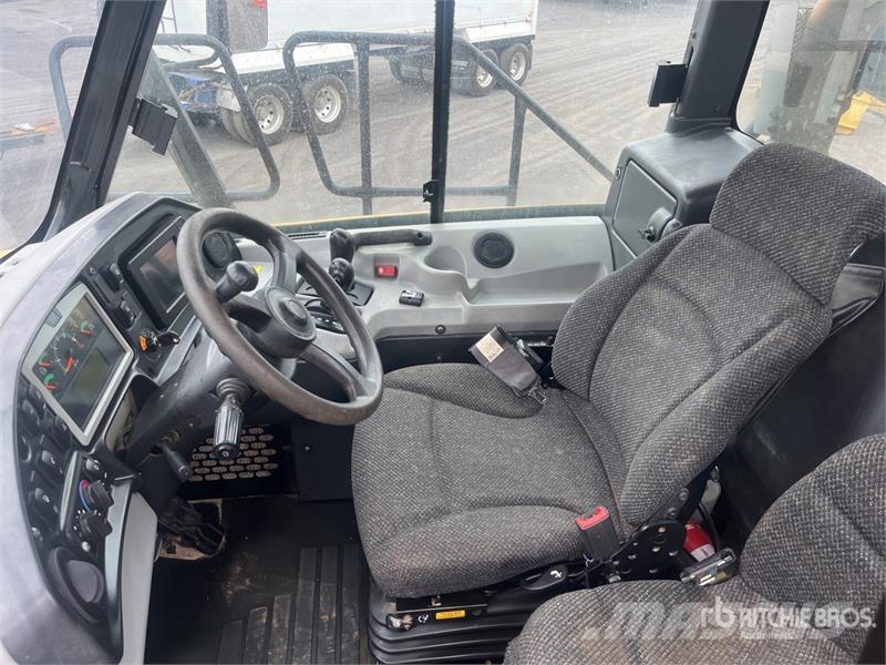 CAT 730C2 Dumper - Knickgelenk