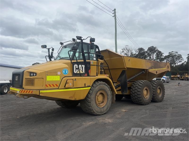 CAT 730C2 Dumper - Knickgelenk