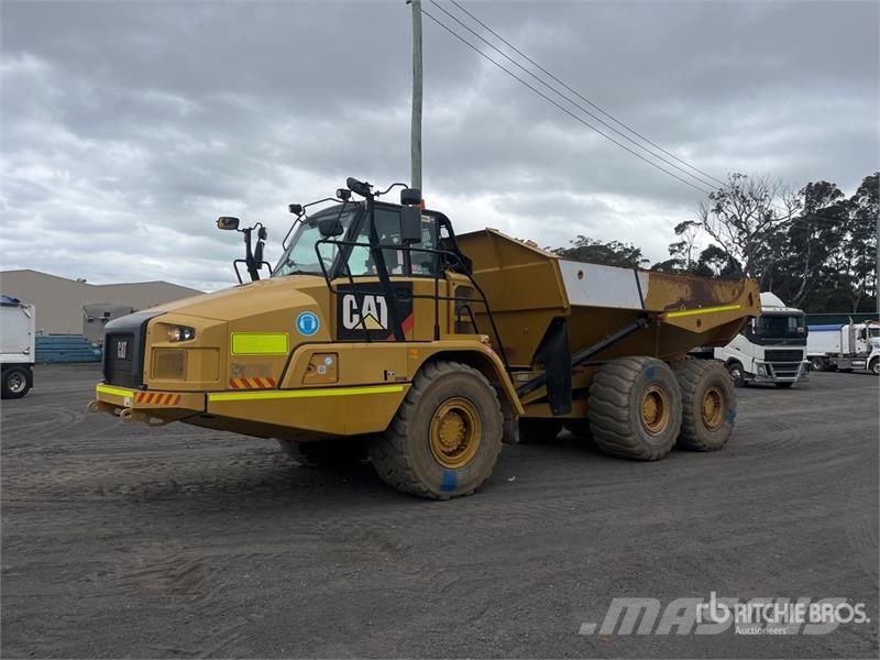CAT 730C2 Dumper - Knickgelenk