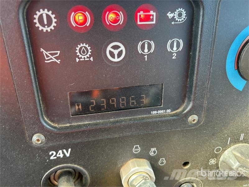 CAT 740 Zglobni damperi
