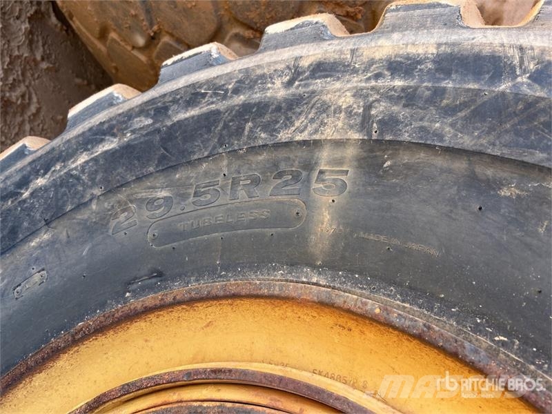 CAT 740 Zglobni damperi