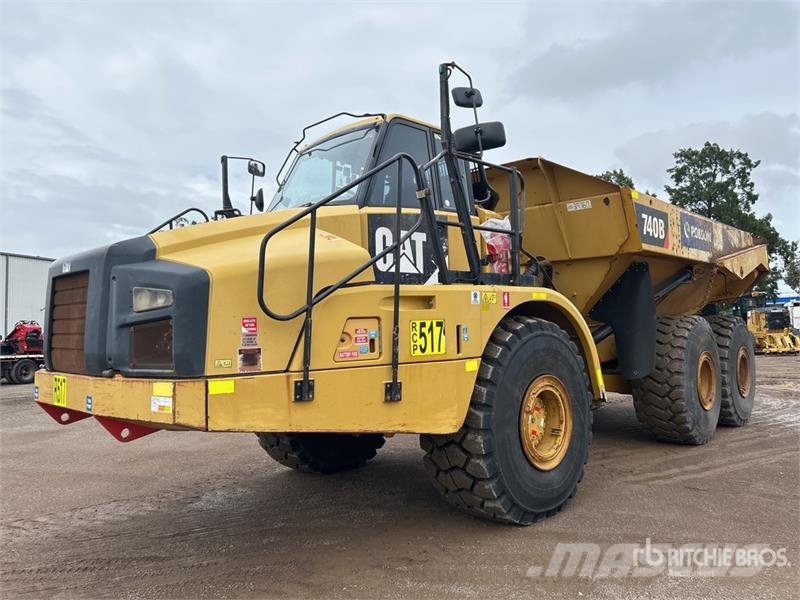 CAT 740B ساحبات مفصلية