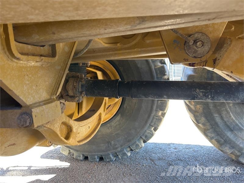 CAT 740B Wozidła przegubowe