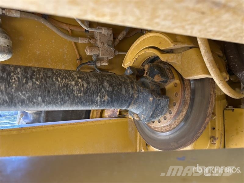 CAT 740B Wozidła przegubowe