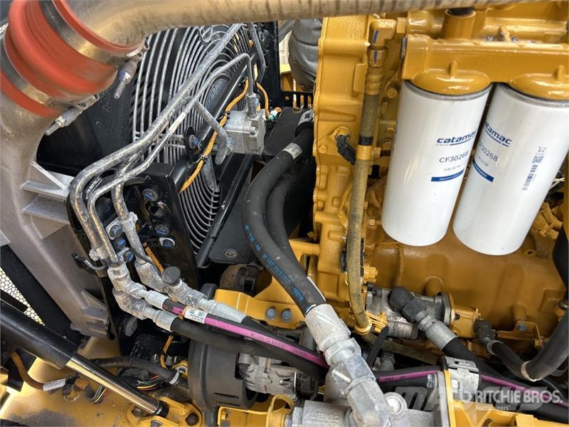 CAT 740GC 30000 L Water Wagon Cisterny na vodu
