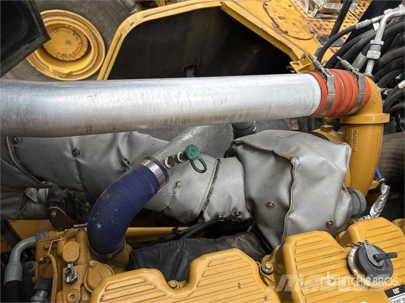 CAT 740GC 30000 L Water Wagon Cisterny na vodu