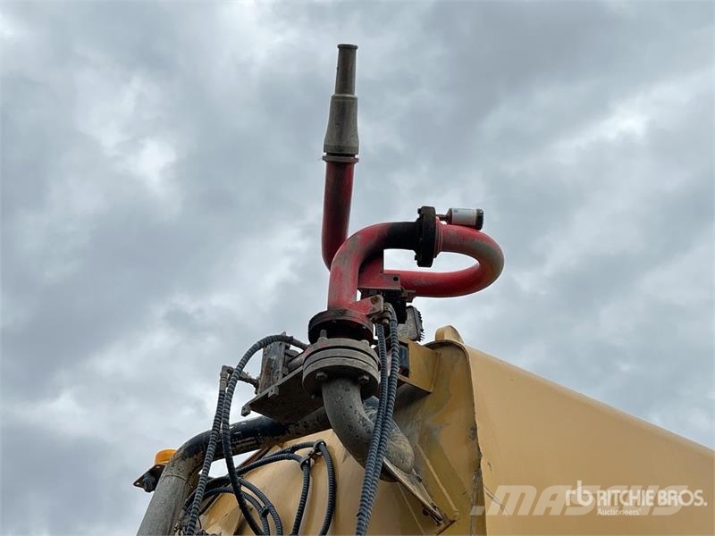 CAT 740GC 30000 L Water Wagon Water tankwagens