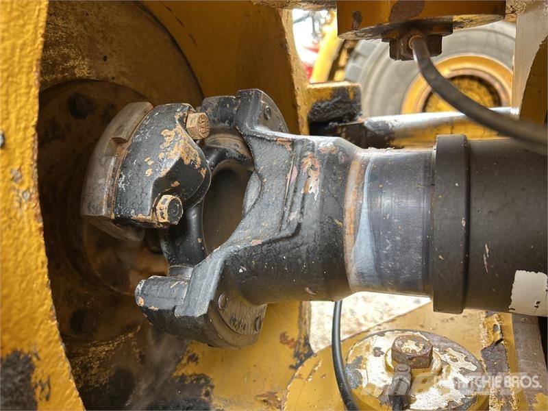 CAT 740GC 30000 L Water Wagon Water tankwagens