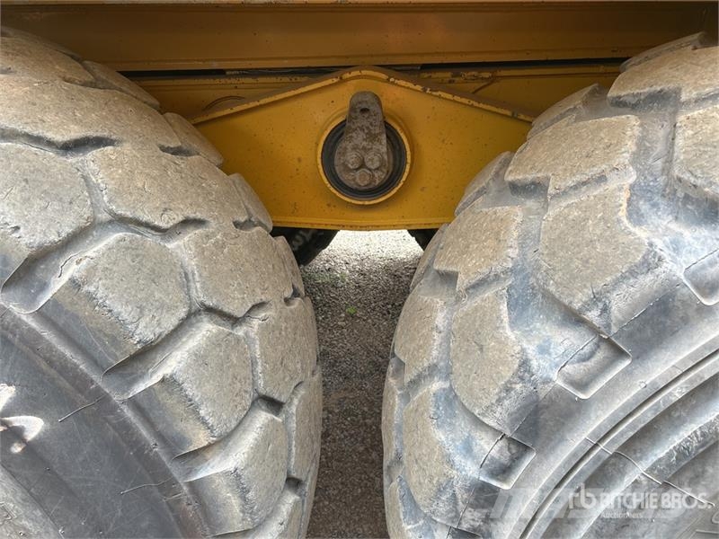 CAT 740GC 30000 L Water Wagon Water tankwagens