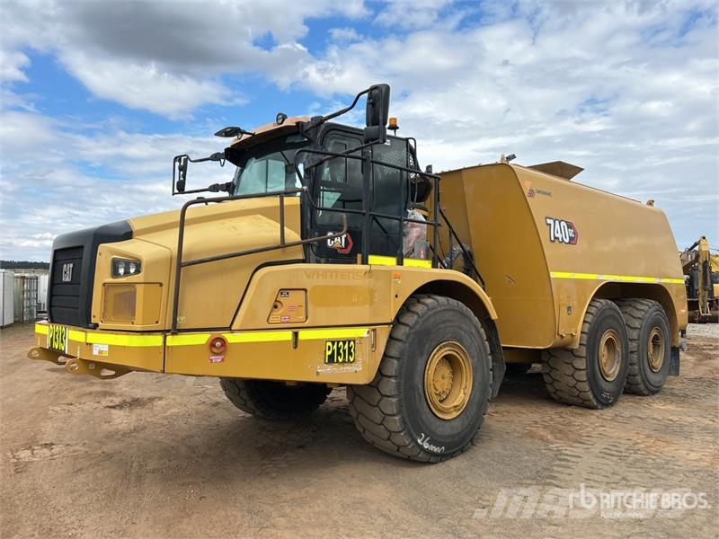 CAT 740GC 30000 L Water Wagon Cisterny na vodu