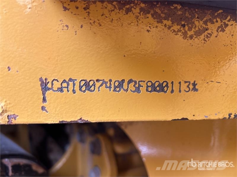 CAT 740GC 30000 L Water Wagon Поливочные машины