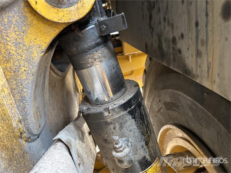 CAT 740GC 30000 L Water Wagon Water tankwagens