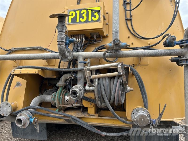CAT 740GC 30000 L Water Wagon Water tankwagens