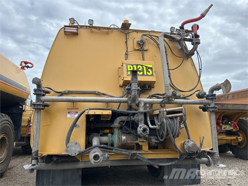 CAT 740GC 30000 L Water Wagon Water tankwagens