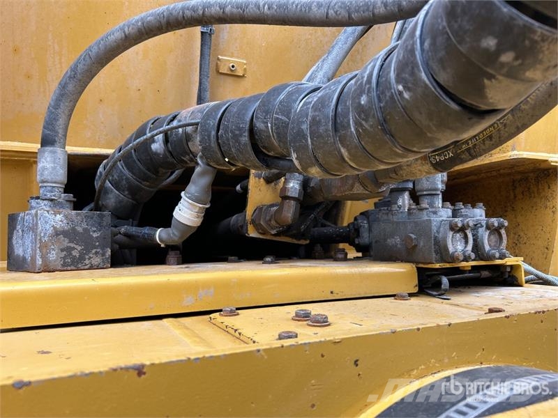 CAT 740GC 30000 L Water Wagon Water tankwagens