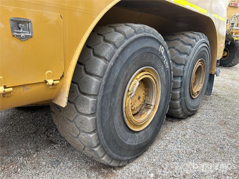 CAT 740GC 30000 L Water Wagon Water tankwagens