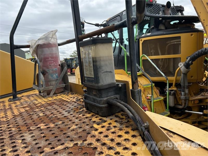CAT 740GC 30000 L Water Wagon Water tankwagens