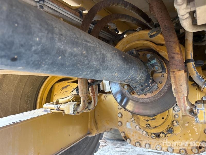 CAT 745 Articulated Dump Truck Kĺbové nákladné autá