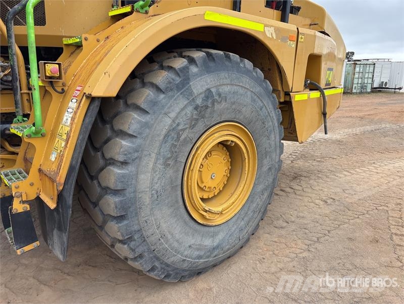CAT 745 Articulated Dump Truck Liigendraamiga pinnaseveokid