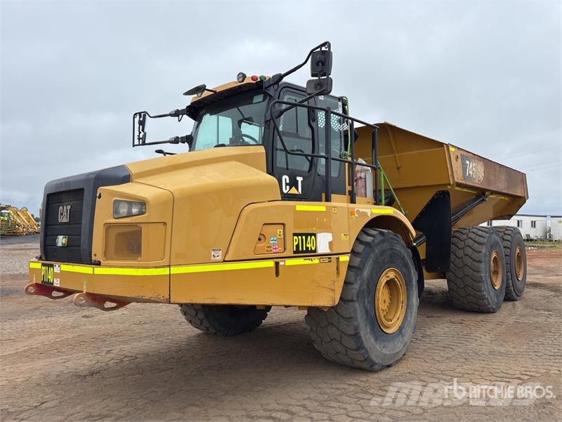 CAT 745 Articulated Dump Truck Liigendraamiga pinnaseveokid