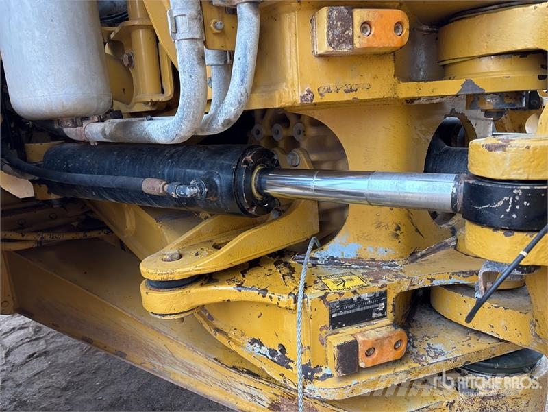 CAT 745 Articulated Dump Truck Liigendraamiga pinnaseveokid