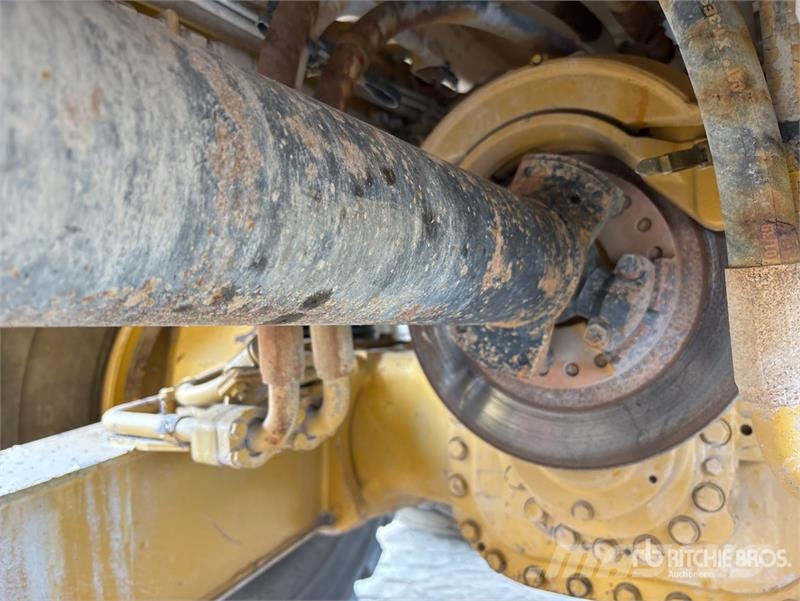 CAT 745 Articulated Dump Truck Liigendraamiga pinnaseveokid
