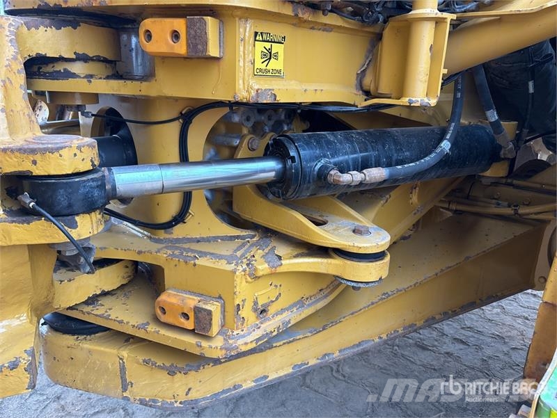 CAT 745 Articulated Dump Truck Liigendraamiga pinnaseveokid