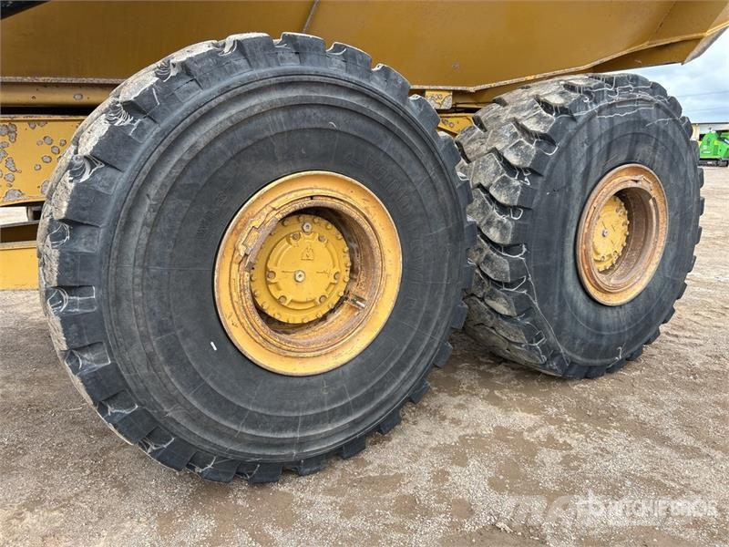 CAT 745C ساحبات مفصلية