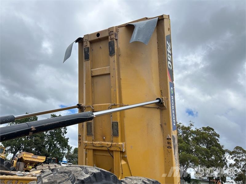 CAT 745C ساحبات مفصلية