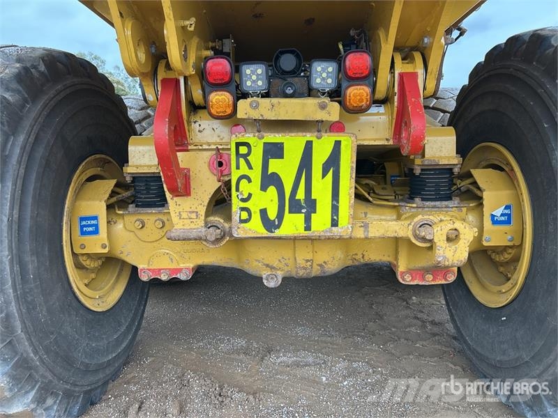 CAT 745C Zglobni demperji