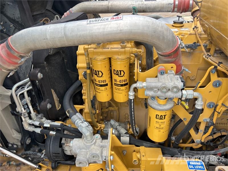 CAT 745C ساحبات مفصلية