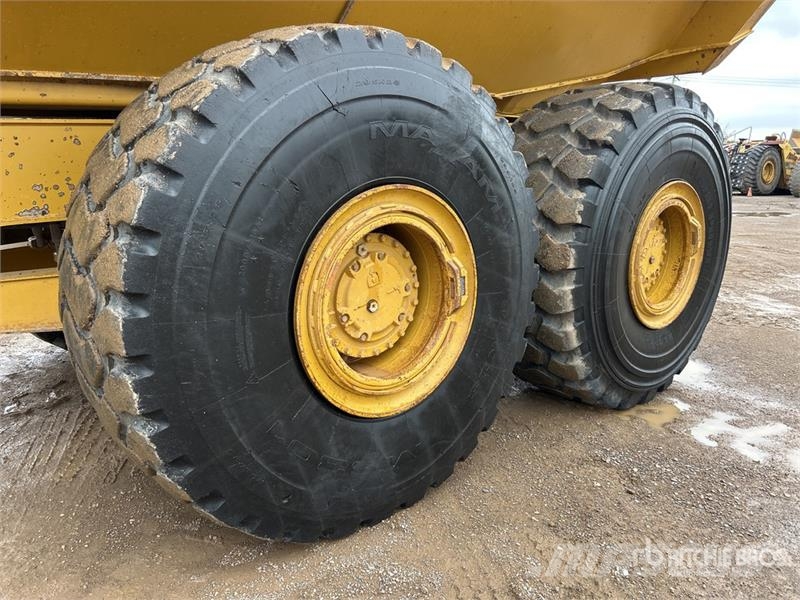 CAT 745C Zglobni demperji