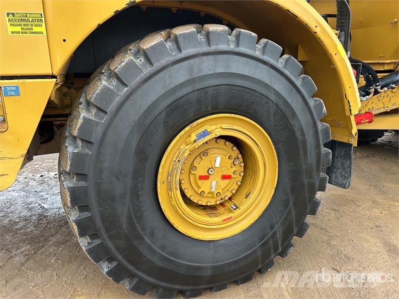 CAT 745C Zglobni demperji